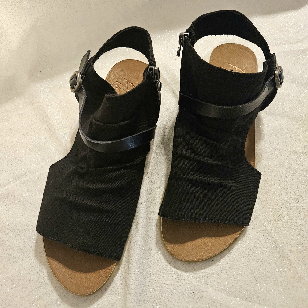 Black Women's Sandals